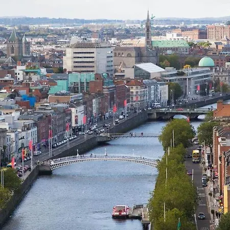 Huge 3 Bedroom Penthouse In Center Apartamento Dublín